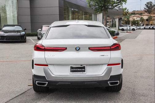 2021 BMW X6 xDrive40i