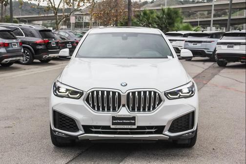 2021 BMW X6 xDrive40i