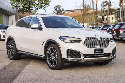 2021 BMW X6 xDrive40i