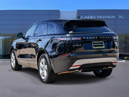 Santorini Black Metallic 2025 Land Rover Range Rover Velar P250 S