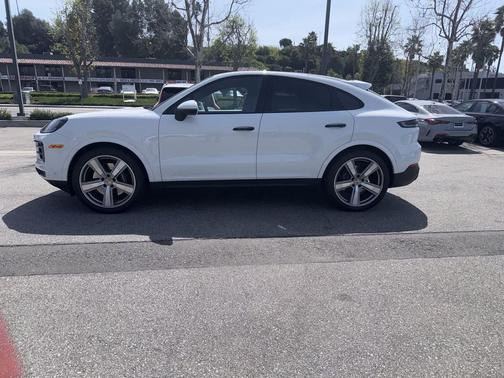 2024 Porsche Cayenne Cayenne