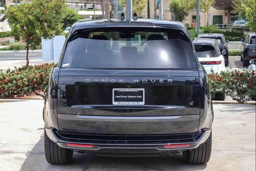 Black 2026 Land Rover Range Rover P550e SE