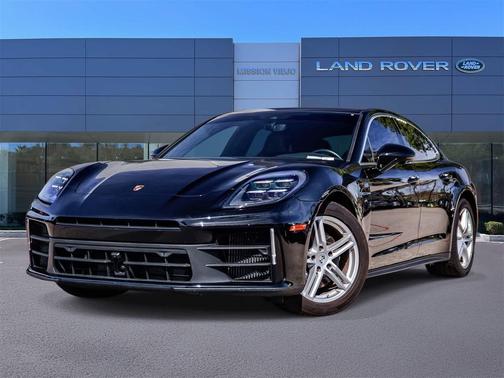 2025 Porsche Panamera 4