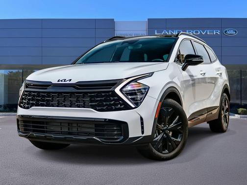 Glacial White Pearl 2025 Kia Sportage X-Line