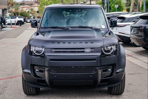 Santorini Black Metallic 2026 Land Rover Defender P400 X