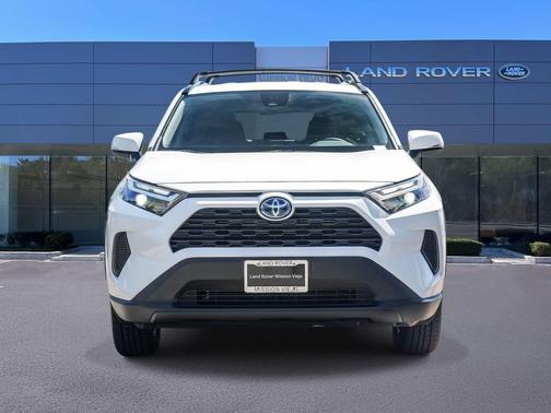 Ice Cap 2024 Toyota RAV4 Hybrid XLE