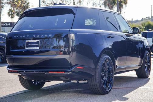 2026 Land Rover Range Rover P400 SE