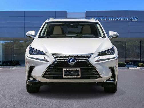 Eminent White Pearl 2019 Lexus NX 300h Base