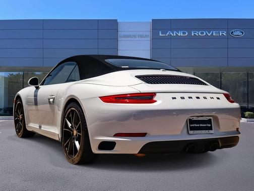 Carrara White Metallic 2019 Porsche 911 Carrera