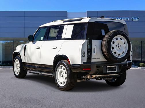 2026 Land Rover Defender P400 X-Dynamic SE