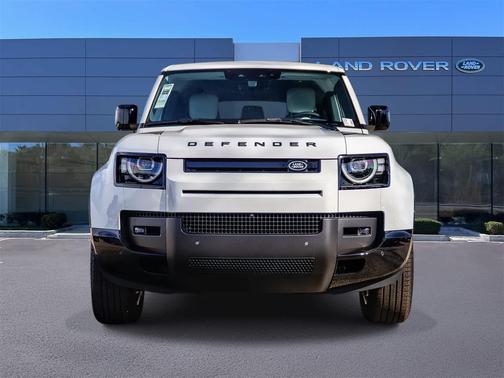 2026 Land Rover Defender P400 X-Dynamic SE