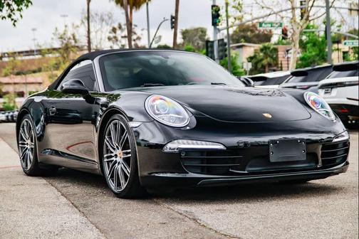 2015 Porsche 911 Carrera