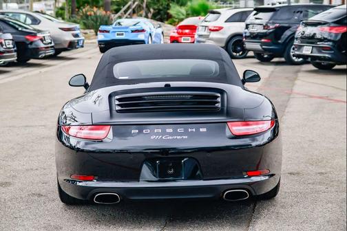 2015 Porsche 911 Carrera