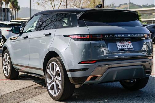 2022 Land Rover Range Rover Evoque R-Dynamic SE