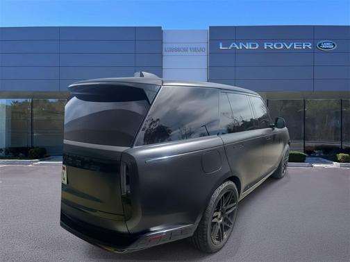 2023 Land Rover Range Rover P400 SE