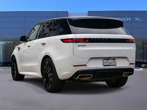 2024 Land Rover Range Rover Sport SE