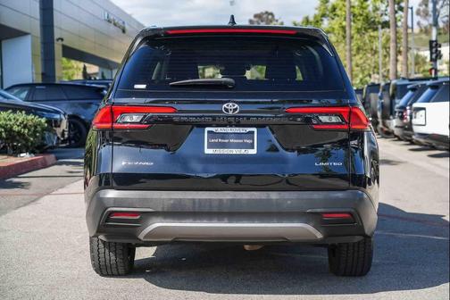Midnight Black Metallic 2024 Toyota Grand Highlander Limited