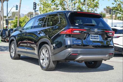Midnight Black Metallic 2024 Toyota Grand Highlander Limited