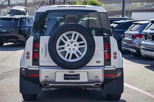 2023 Land Rover Defender 90 S