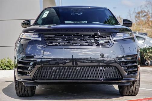 2026 Land Rover Range Rover Velar P250 SE R-Dynamic