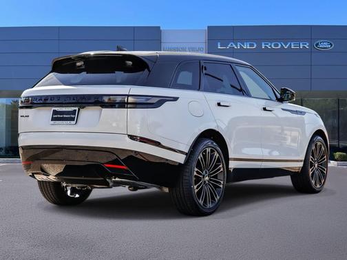 2026 Land Rover Range Rover Velar P400 Dynamic SE