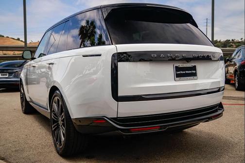 White 2026 Land Rover Range Rover P530 SE
