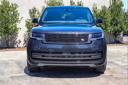 Gray 2026 Land Rover Range Rover P530 SE 7 Seat