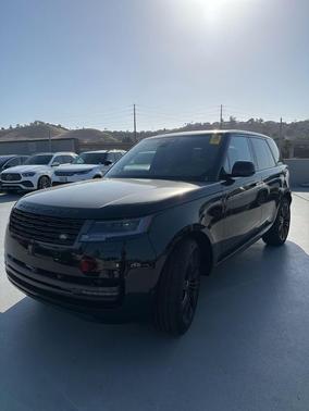 2025 Land Rover Range Rover P400 SE