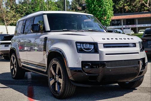 Gray 2026 Land Rover Defender P400 X-Dynamic SE