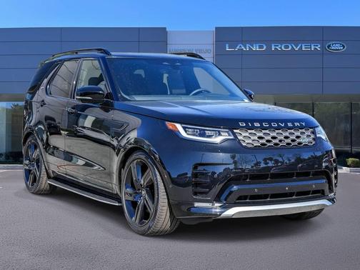 Santorini Black Metallic 2026 Land Rover Discovery Gemini Edition
