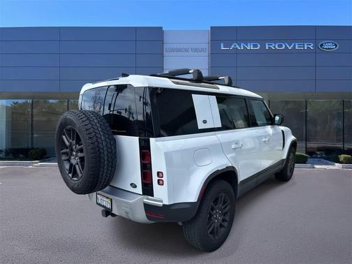 2023 Land Rover Defender 110 S