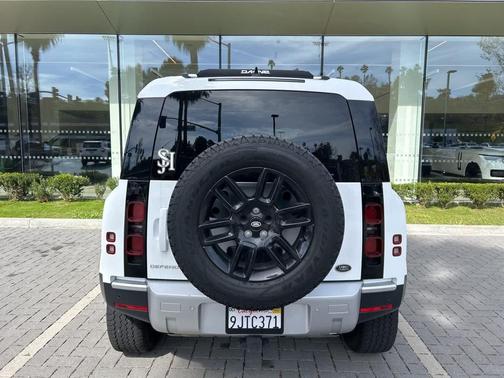 2023 Land Rover Defender 110 S