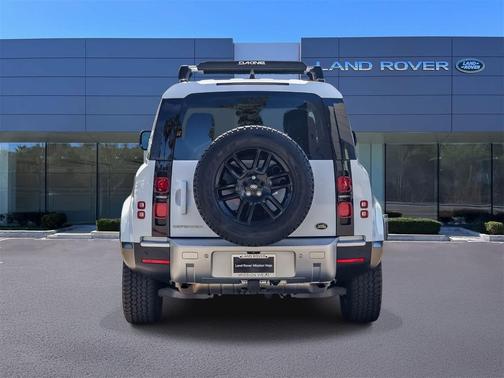 2023 Land Rover Defender 110 S