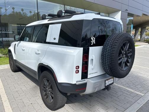 2023 Land Rover Defender 110 S