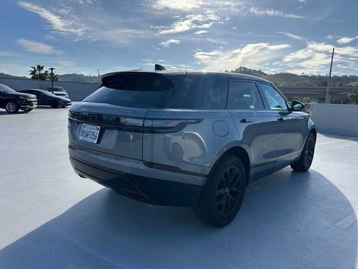 2026 Land Rover Range Rover Velar P250 SE R-Dynamic