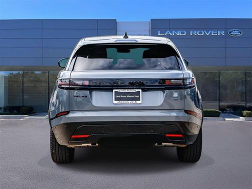 2026 Land Rover Range Rover Velar P250 SE R-Dynamic