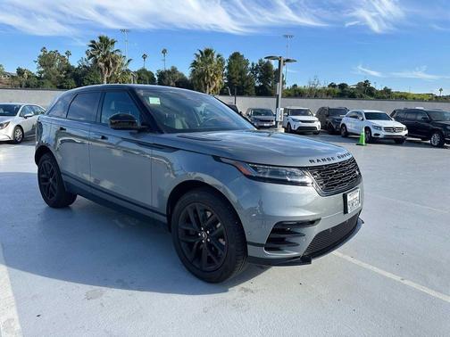 2026 Land Rover Range Rover Velar P250 SE R-Dynamic