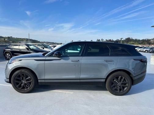 2026 Land Rover Range Rover Velar P250 SE R-Dynamic