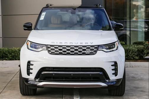 2026 Land Rover Discovery Gemini Edition