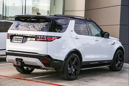 2026 Land Rover Discovery Gemini Edition
