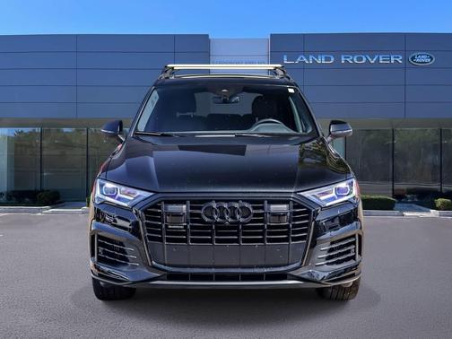 Mythos Black Metallic 2022 Audi Q7 55 Premium Plus