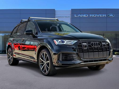 Mythos Black Metallic 2022 Audi Q7 55 Premium Plus