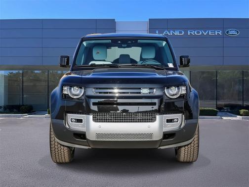 2025 Land Rover Defender 110 P400 S