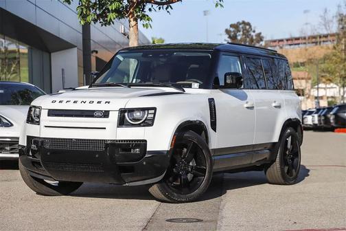 2026 Land Rover Defender P400 X-Dynamic SE