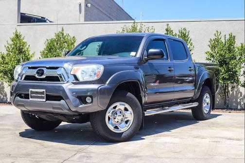 Magnetic Gray Metallic 2015 Toyota Tacoma PreRunner