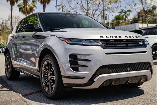 Seoul Pearl Silver Metallic 2026 Land Rover Range Rover Evoque Dynamic SE
