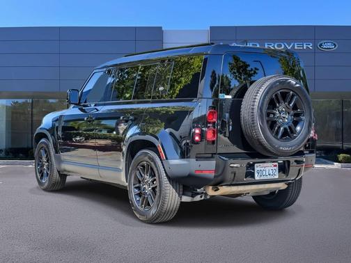 2023 Land Rover Defender 110 S