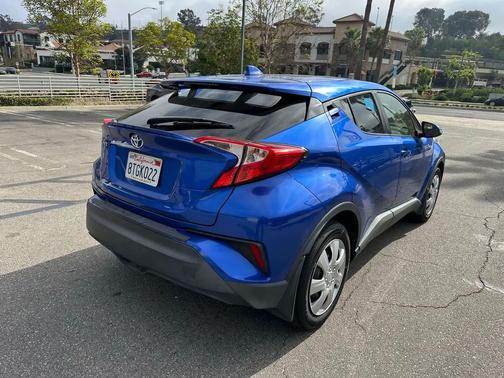 Blue Eclipse Metallic 2020 Toyota C-HR LE