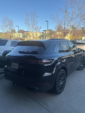 2020 Porsche Cayenne Cayenne