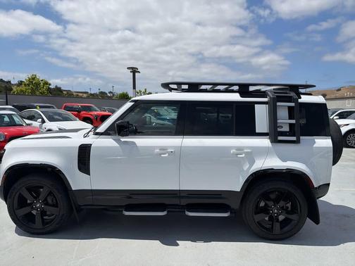 2022 Land Rover Defender 110 X-Dynamic HSE